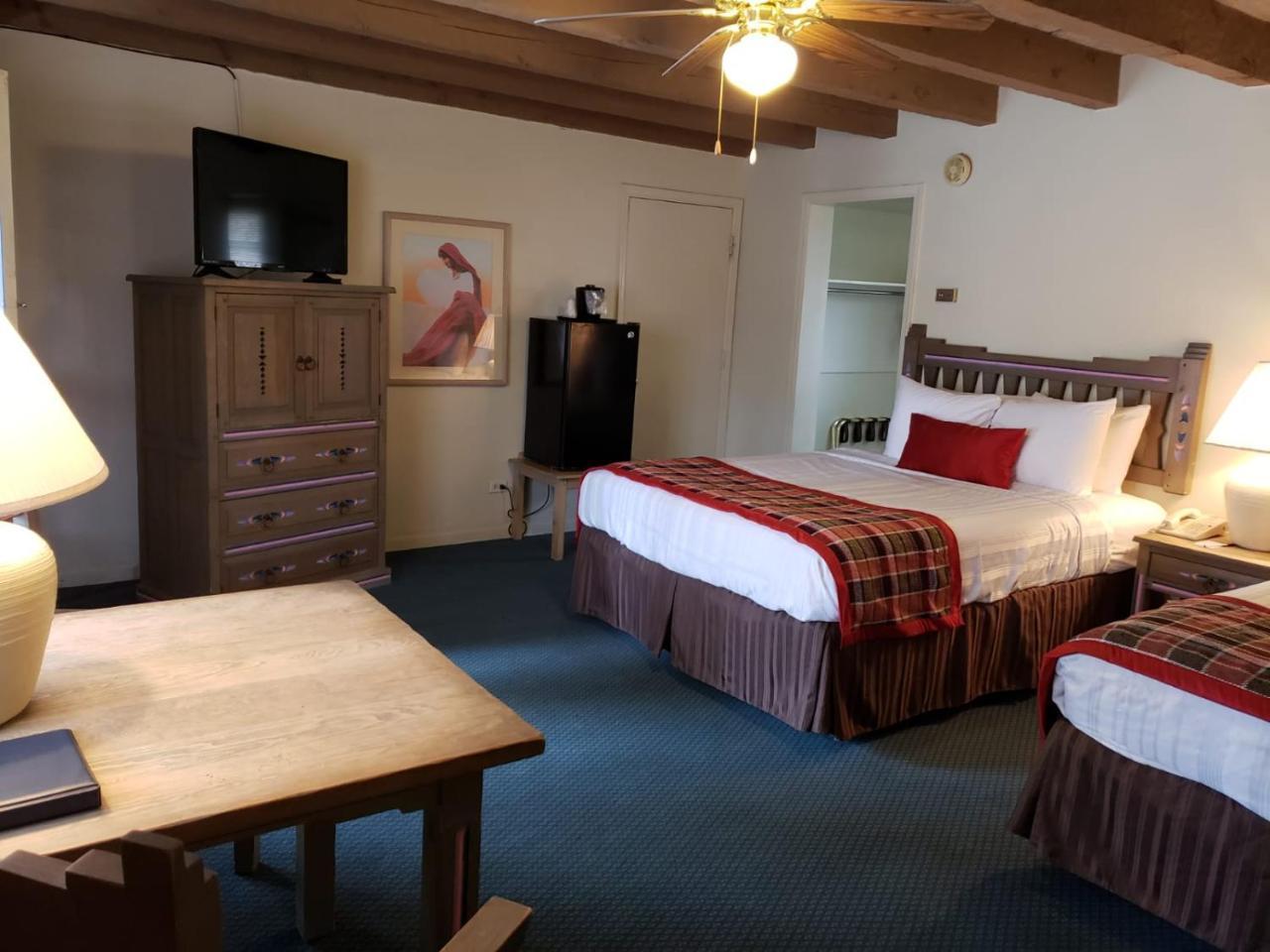 Kachina Lodge Resort And Meeting Center تاوس المظهر الخارجي الصورة