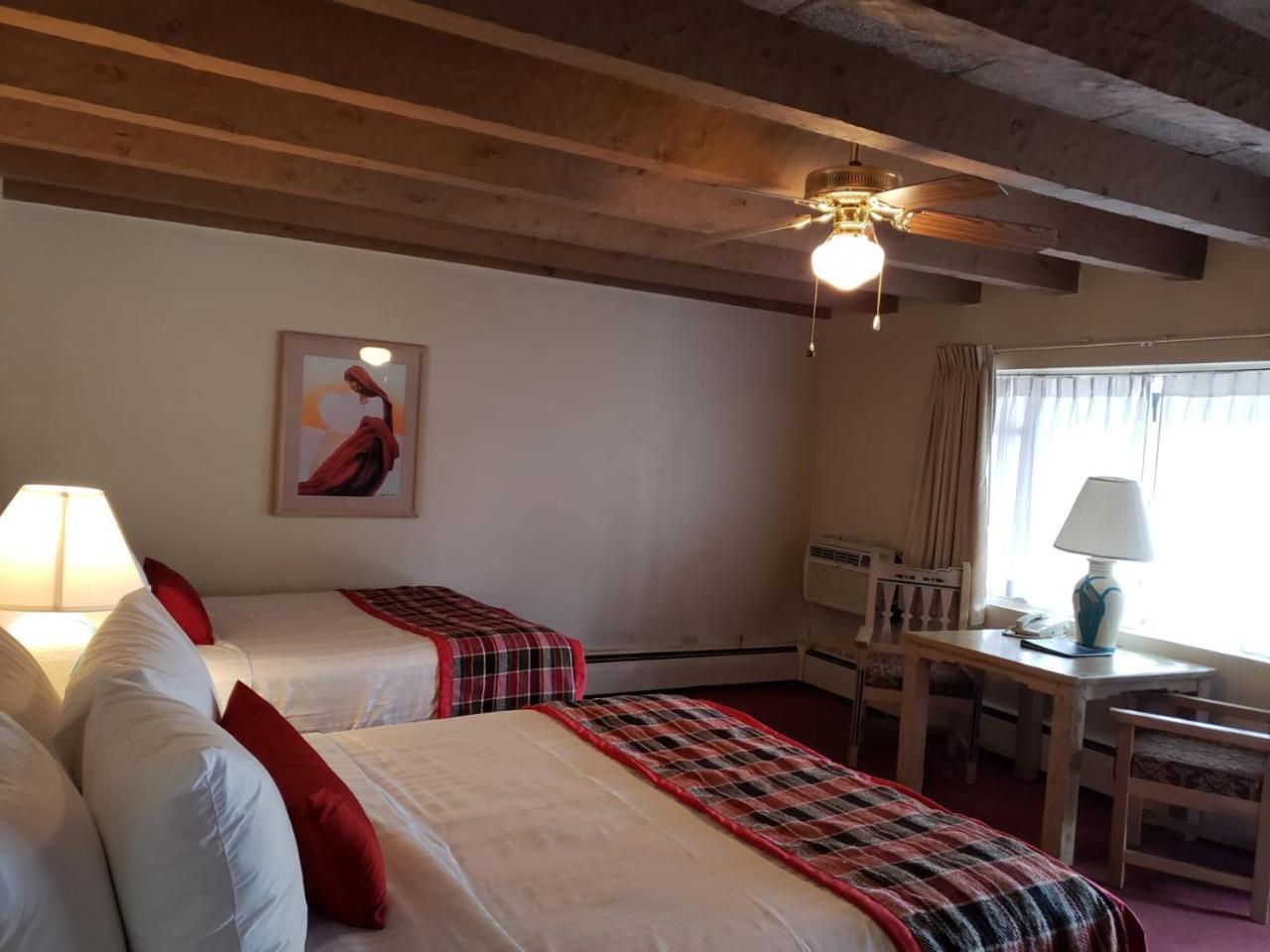 Kachina Lodge Resort And Meeting Center تاوس المظهر الخارجي الصورة