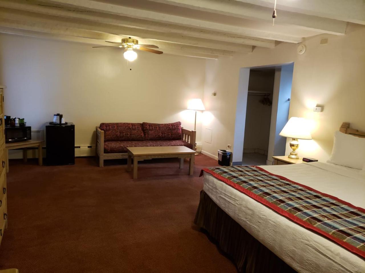 Kachina Lodge Resort And Meeting Center تاوس المظهر الخارجي الصورة