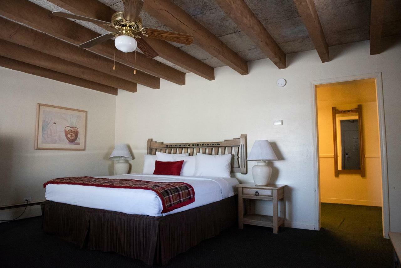 Kachina Lodge Resort And Meeting Center تاوس المظهر الخارجي الصورة